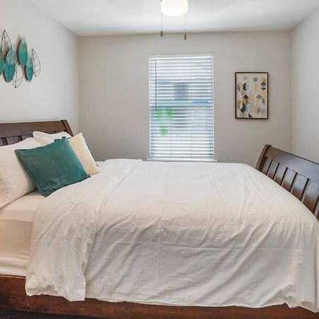 Cozy Two Bedroom Home Minutes From Downtown! Houston Luaran gambar