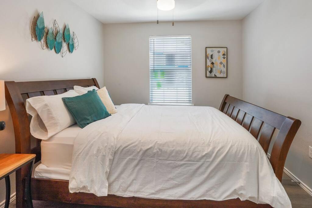 Cozy Two Bedroom Home Minutes From Downtown! Houston Luaran gambar